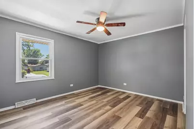 151 E Maple Drive, Glenwood, IL 60425 - Photo 11