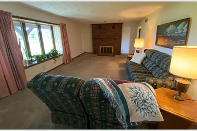 1924 Zion Hill Road, Centralia, IL 62801 - Photo 3
