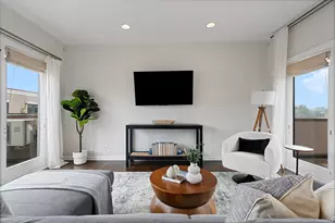 2009 N Hoyne Ave, Chicago, IL 60647 - Photo 27