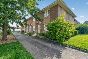 613 E 3rd St, Lockport, IL 60441 - Photo 33