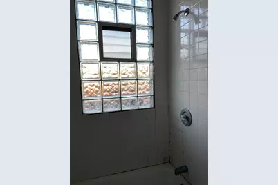 3013 W Belmont Avenue, Chicago, IL 60618 - Photo 9