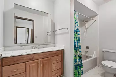 1105 E Point Drive, Schaumburg, IL 60193 - Photo 19