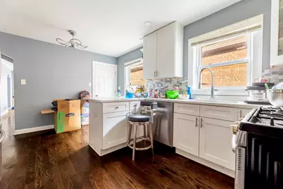 8918 S Merrill Avenue, Chicago, IL 60617 - Photo 7