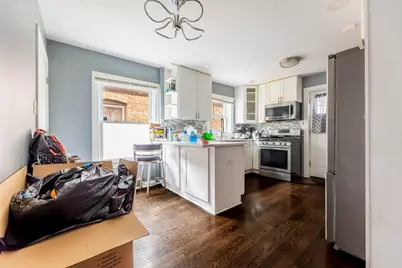 8918 S Merrill Avenue, Chicago, IL 60617 - Photo 5