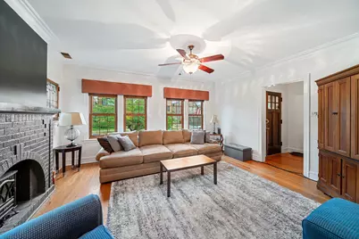 2617 W Lunt Avenue, Chicago, IL 60645 - Photo 5