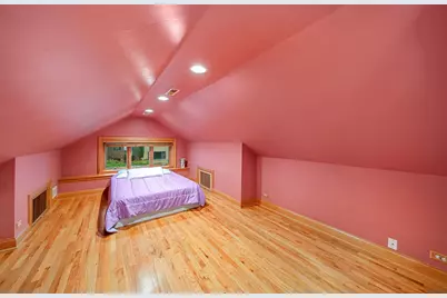 2617 W Lunt Avenue, Chicago, IL 60645 - Photo 17