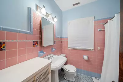 2617 W Lunt Avenue, Chicago, IL 60645 - Photo 15