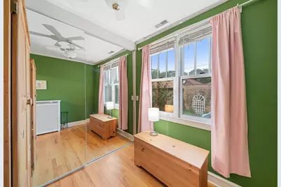 2617 W Lunt Avenue, Chicago, IL 60645 - Photo 13