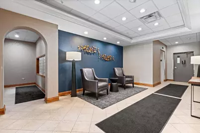 5155 Madison Street #402, Skokie, IL 60077 - Photo 3