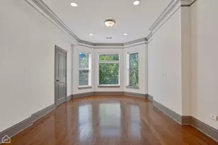 438 E 45th Pl, Chicago, IL 60653 - Photo 11