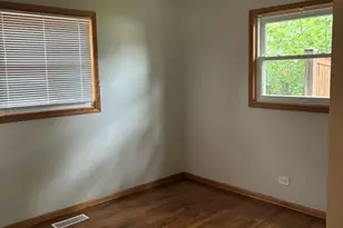 10647 Austin Ave, Chicago Ridge, IL 60415 - Photo 13