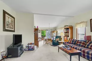 2529 Lippizan Ln, Grayslake, IL 60030 - Photo 3