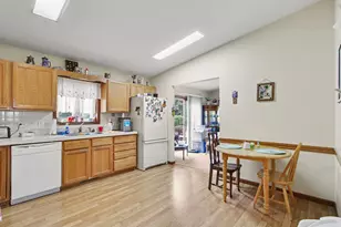 2529 Lippizan Ln, Grayslake, IL 60030 - Photo 7