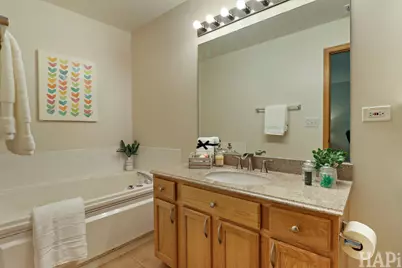 567 Shakespeare Drive, Grayslake, IL 60030 - Photo 15