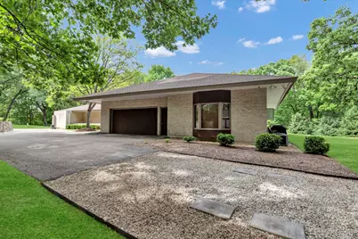 4 Far Hills Road, Barrington Hills, IL 60010 - Photo 9