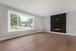 16749 Meadowdale Dr, Oak Forest, IL 60452 - Photo 3