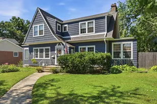1249 Maple Ave, Downers Grove, IL 60515 - Photo 1