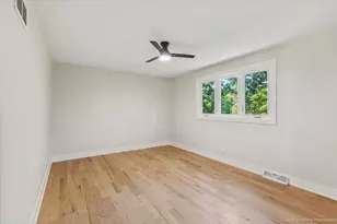 9039 Windsor Dr, Palos Hills, IL 60465 - Photo 13