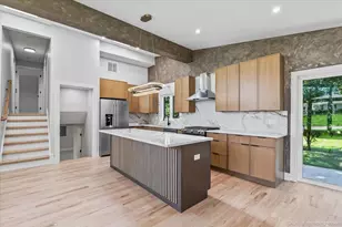 9039 Windsor Dr, Palos Hills, IL 60465 - Photo 7