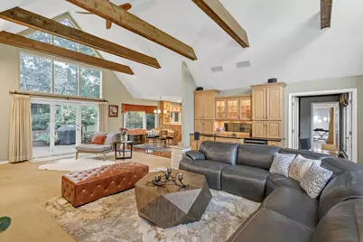 985 Chapel Court N, Glen Ellyn, IL 60137 - Photo 11