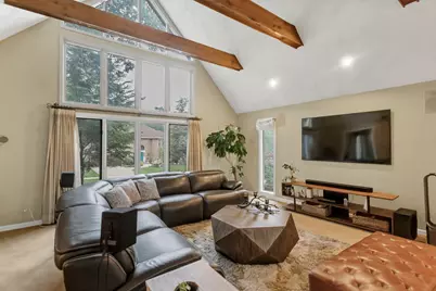 985 Chapel Court N, Glen Ellyn, IL 60137 - Photo 9