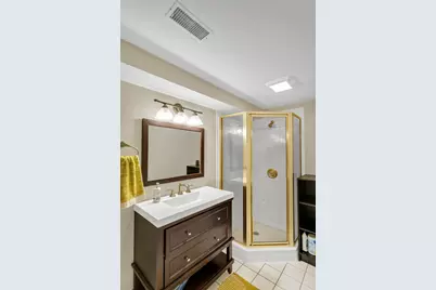 985 Chapel Court N, Glen Ellyn, IL 60137 - Photo 37