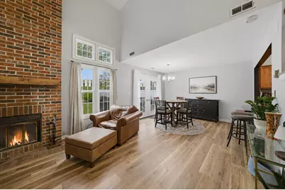 125 S Atherton Court, Bloomingdale, IL 60108 - Photo 3