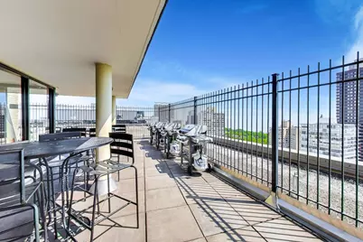 2930 N Sheridan Road #702, Chicago, IL 60657 - Photo 25