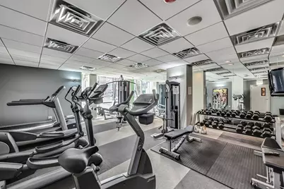 2930 N Sheridan Road #702, Chicago, IL 60657 - Photo 15