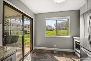 1547 7 Pines Rd, Schaumburg, IL 60193 - Photo 9