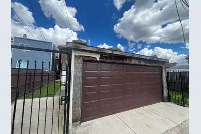 952 N Massasoit Avenue, Chicago, IL 60651 - Photo 3