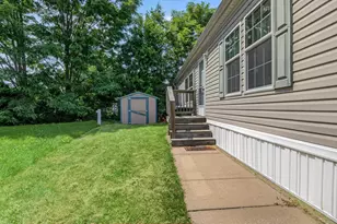 84 Brenner Ct, Lynwood, IL 60411 - Photo 3