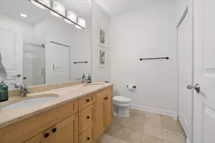 2555 W Leland Ave, Chicago, IL 60625 - Photo 15