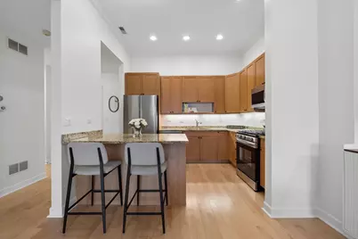 2555 W Leland Avenue #203, Chicago, IL 60625 - Photo 11