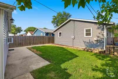 235 N Jefferson Avenue, Bradley, IL 60915 - Photo 23