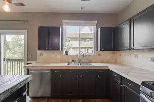 31632 TallGrass Ct, Lakemoor, IL 60051 - Photo 11