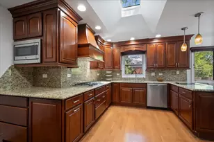 2821 Covert Rd, Glenview, IL 60025 - Photo 13