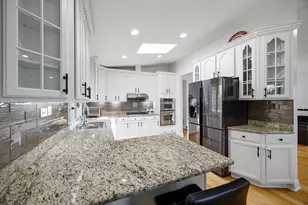5900 Crain St, Morton Grove, IL 60053 - Photo 7