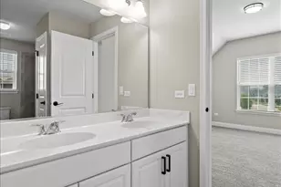 1451 Bethpage Cir, Elgin, IL 60124 - Photo 35