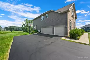 1451 Bethpage Cir, Elgin, IL 60124 - Photo 57