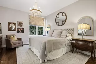 1310 W Roscoe St, Chicago, IL 60657 - Photo 15