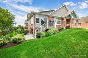 2 Briden Ln, Sycamore, IL 60178 - Photo 1