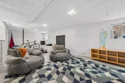 5227 W Berteau Avenue, Chicago, IL 60641 - Photo 25