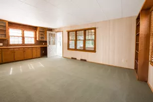 1705 W 2nd St, Dixon, IL 61021 - Photo 13