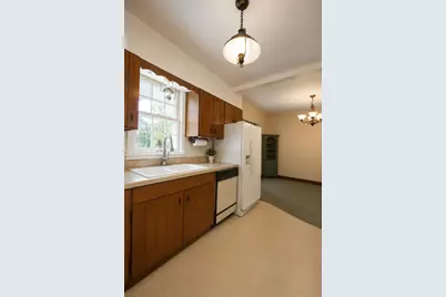 1705 W 2nd Street, Dixon, IL 61021 - Photo 9