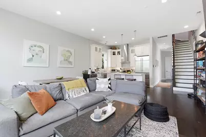 1817 W Iowa Avenue #3, Chicago, IL 60622 - Photo 9