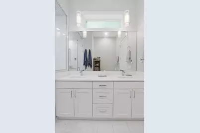 1817 W Iowa Avenue #3, Chicago, IL 60622 - Photo 19