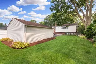 112 N Broadway Ave, Park Ridge, IL 60068 - Photo 19