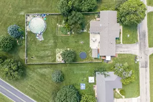 208 Pittman Ct, Manlius, IL 61338 - Photo 5
