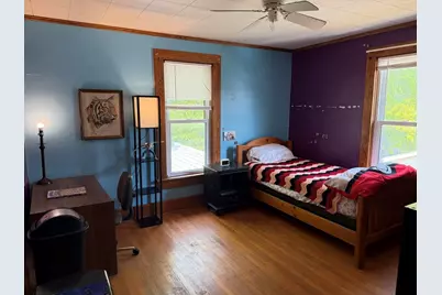 1124 S State Avenue, Freeport, IL 61032 - Photo 15